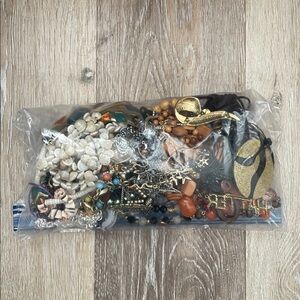 Costume jewelry lot 1-2lbs